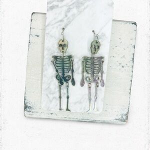 4996u. Plastic Mirror Creepy Skeleton Earrings